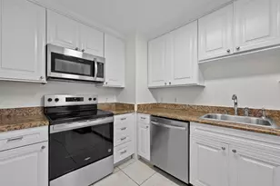 5600 N Flagler Dr, West Palm Beach, FL 33407 - Photo 13