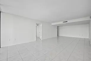 5600 N Flagler Dr, West Palm Beach, FL 33407 - Photo 9