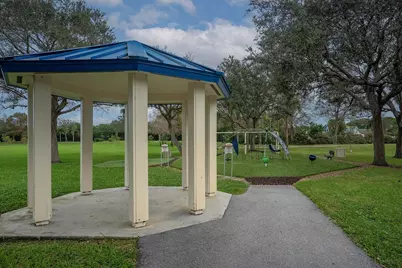 3 Meriden Way, Boynton Beach, FL 33426 - Photo 37
