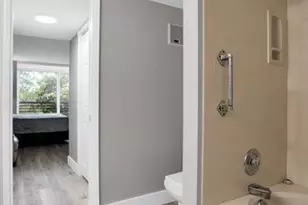 3503 Oaks Way, Pompano Beach, FL 33069 - Photo 23