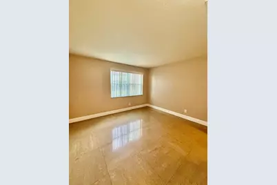 2050 Oleander Boulevard #11-103, Fort Pierce, FL 34950 - Photo 11