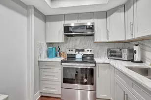 1923 Bridgewood Dr, Boca Raton, FL 33434 - Photo 3