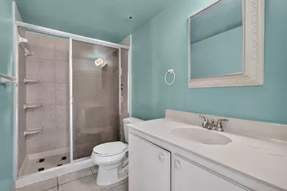 600 Parkview Drive #230, Hallandale Beach, FL 33009 - Photo 23