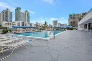 600 Parkview Dr, Hallandale Beach, FL 33009 - Photo 13