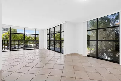 600 Parkview Drive #230, Hallandale Beach, FL 33009 - Photo 3
