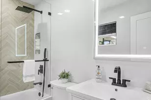718 SW 27th Pl, Boynton Beach, FL 33435 - Photo 25