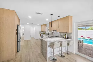718 SW 27th Pl, Boynton Beach, FL 33435 - Photo 13