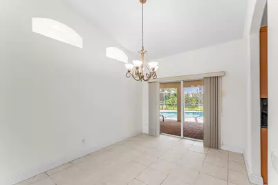 524 SE Nome Drive, Port Saint Lucie, FL 34984 - Photo 5
