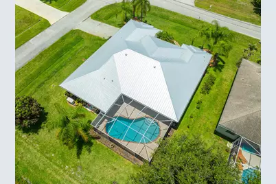 524 SE Nome Drive, Port Saint Lucie, FL 34984 - Photo 3