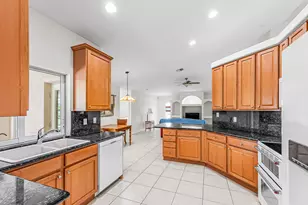 524 SE Nome Dr, Port Saint Lucie, FL 34984 - Photo 13