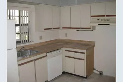 3665 NW 94th Avenue #3j, Sunrise, FL 33351 - Photo 3