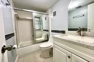 7450 NW 17th St, Plantation, FL 33313 - Photo 17