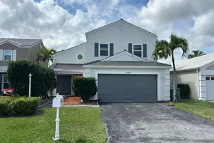 21391 Millbrook Ct, Boca Raton, FL 33498 - Photo 1