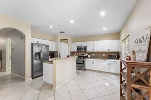 331 Spruce St, Boynton Beach, FL 33426 - Photo 5