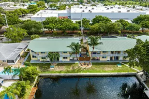 1880 SE 3rd St, Pompano Beach, FL 33060 - Photo 21