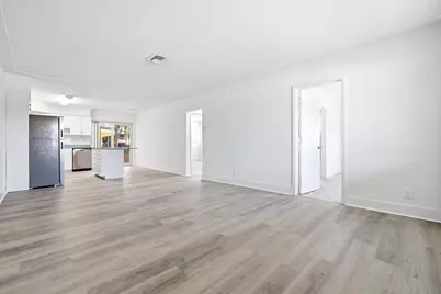 1880 SE 3rd Street #1880, Pompano Beach, FL 33060 - Photo 5