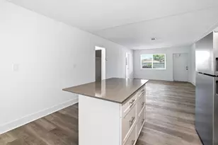 1880 SE 3rd St, Pompano Beach, FL 33060 - Photo 9