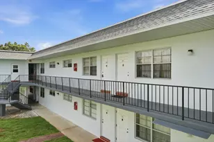6191 SW 37th St, Davie, FL 33314 - Photo 15