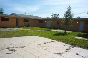 2162 NW 28th St, Oakland Park, FL 33311 - Photo 3