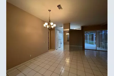 557 SW New Castle Cove, Port Saint Lucie, FL 34986 - Photo 3