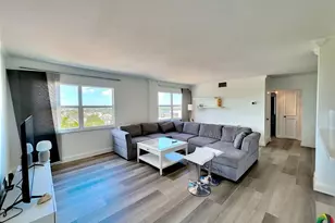 2555 NE 11th St, Fort Lauderdale, FL 33304 - Photo 1
