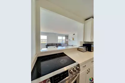 2555 NE 11th Street #809, Fort Lauderdale, FL 33304 - Photo 19