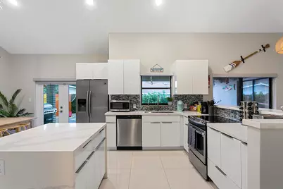 231 SE 8th Street, Dania Beach, FL 33004 - Photo 5