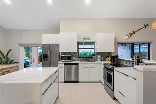 231 SE 8th St, Dania Beach, FL 33004 - Photo 5