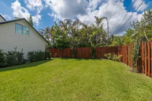 9200 SE Olympus St, Hobe Sound, FL 33455 - Photo 27