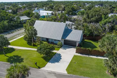9200 SE Olympus Street, Hobe Sound, FL 33455 - Photo 5