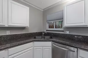 9200 SE Olympus St, Hobe Sound, FL 33455 - Photo 13