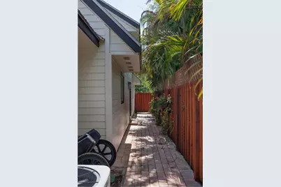 9200 SE Olympus Street, Hobe Sound, FL 33455 - Photo 29