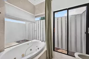 3110 NE 47th St, Fort Lauderdale, FL 33308 - Photo 29