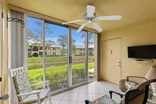 336 Pine Ridge Cir, Greenacres, FL 33463 - Photo 19