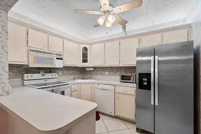 336 Pine Ridge Circle #B-1, Greenacres, FL 33463 - Photo 9