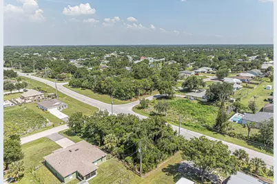 8315 102nd Avenue, Vero Beach, FL 32967 - Photo 5