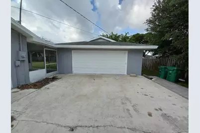 1862 SW Burlington Street SW, Port Saint Lucie, FL 34984 - Photo 3