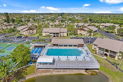 337 Pine Ridge Circle #D-2, Greenacres, FL 33463 - Photo 3