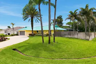 1781 SE Fallon Dr, Port Saint Lucie, FL 34983 - Photo 5