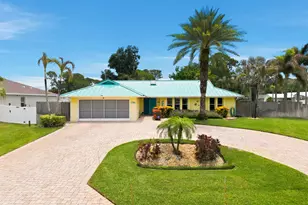 1781 SE Fallon Dr, Port Saint Lucie, FL 34983 - Photo 3