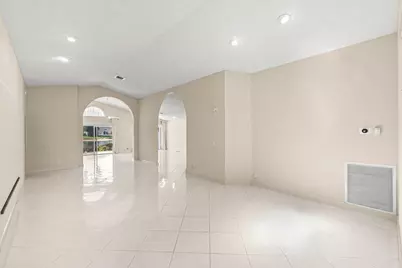 9763 Harbour Lake Circle S, Boynton Beach, FL 33437 - Photo 9