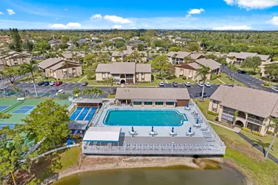 339 Pine Ridge Circle #D-1, Greenacres, FL 33463 - Photo 3