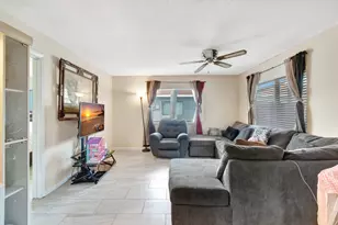 14882 Wildflower Ln, Delray Beach, FL 33446 - Photo 9