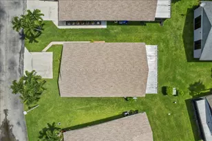 1430 Pines Ln, West Palm Beach, FL 33415 - Photo 35