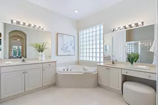 12391 NW 78th Manor NW, Parkland, FL 33076 - Photo 11