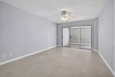 3590 Via Poinciana #202, Lake Worth, FL 33467 - Photo 37