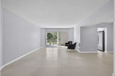 3590 Via Poinciana #202, Lake Worth, FL 33467 - Photo 17