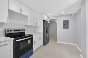 3590 Via Poinciana, Lake Worth, FL 33467 - Photo 27