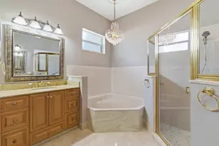 2570 SE 4th Pl, Homestead, FL 33033 - Photo 37