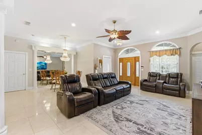 2570 SE 4th Place, Homestead, FL 33033 - Photo 7